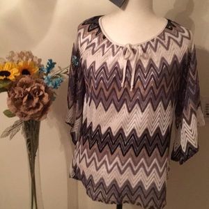 SOLD Fully lined blouse with adorable bell sleeves